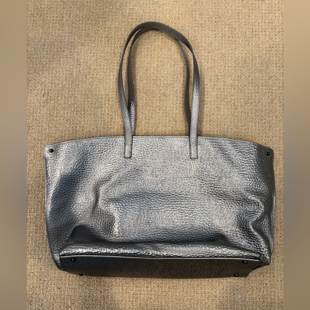 Akris Ai Medium Shoulder Tote
